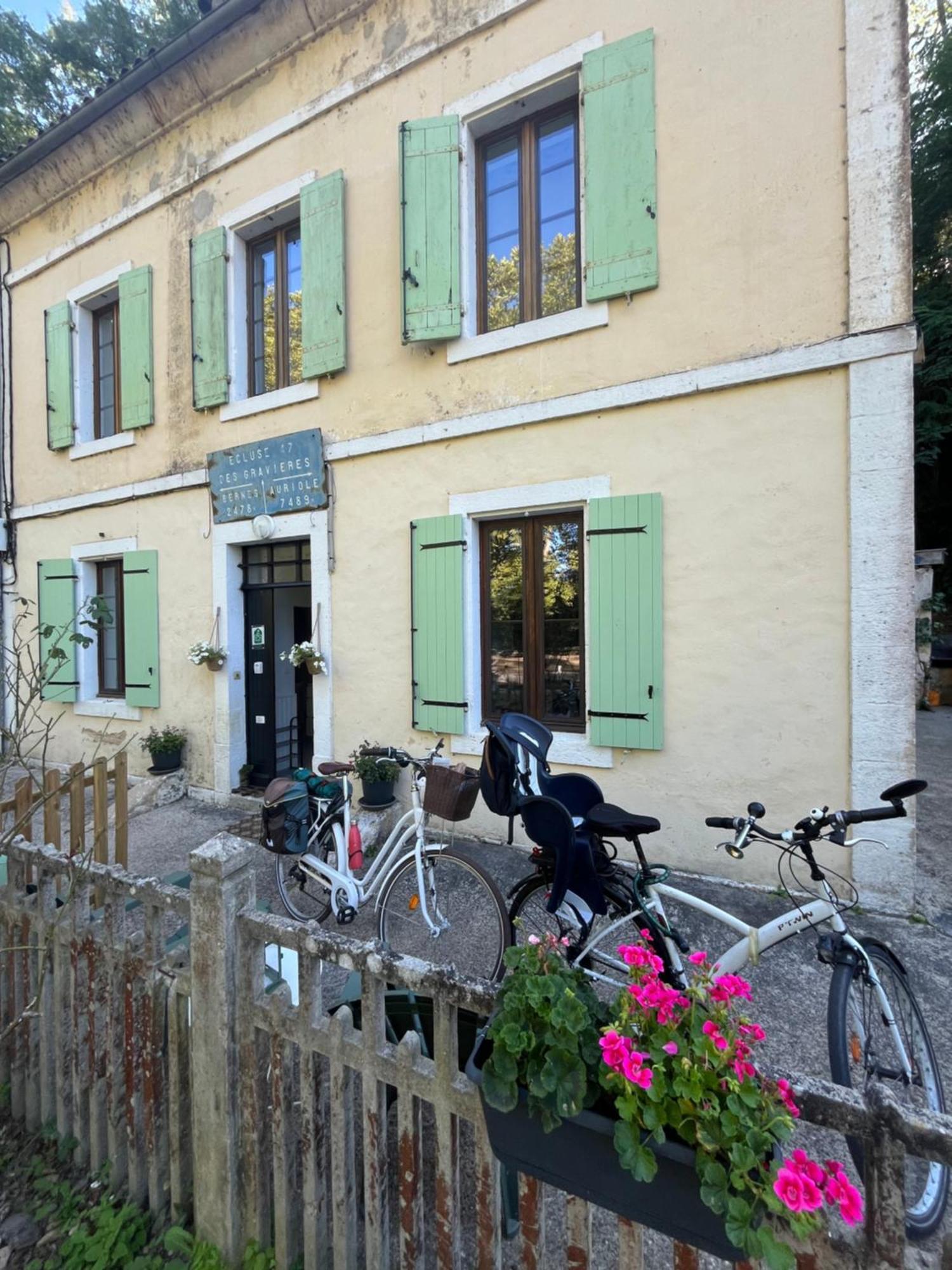 Maison Eclusiere Le Coup De Pompe Meilhan-sur-Garonne Eksteriør bilde