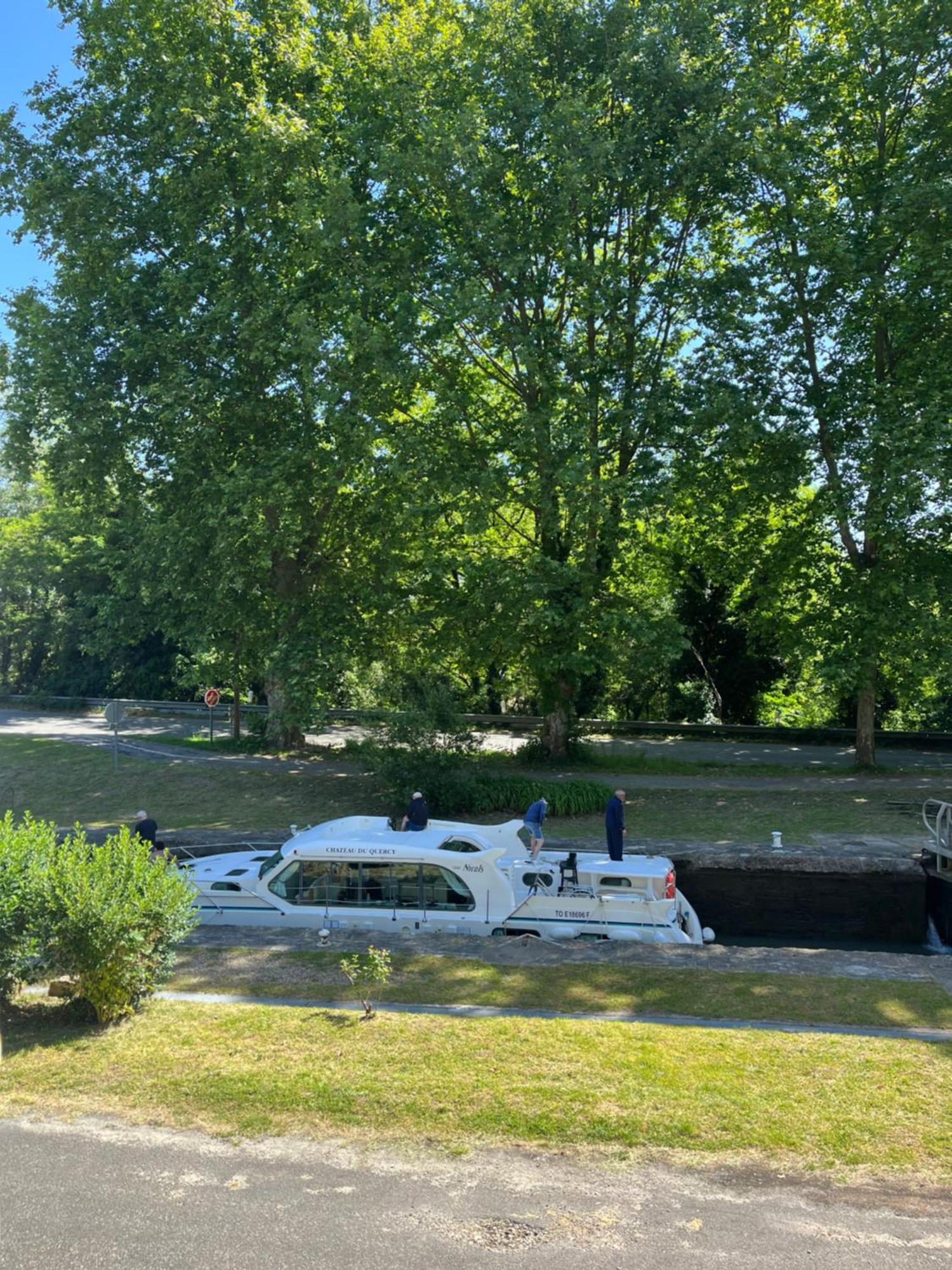 Maison Eclusiere Le Coup De Pompe Meilhan-sur-Garonne Eksteriør bilde
